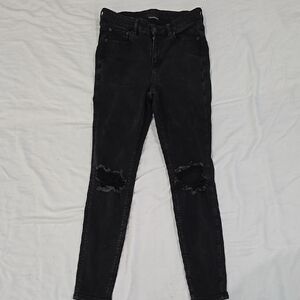 Black Distressed Women's Jeans